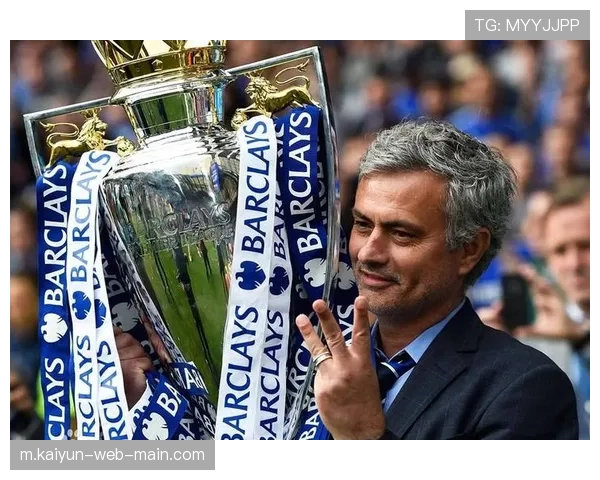 穆里尼奥推动高位压迫转型 罗马战术革新瞄准欧冠席位 穆里尼奥推动高位压迫转型 罗马战术革新瞄准欧冠席位